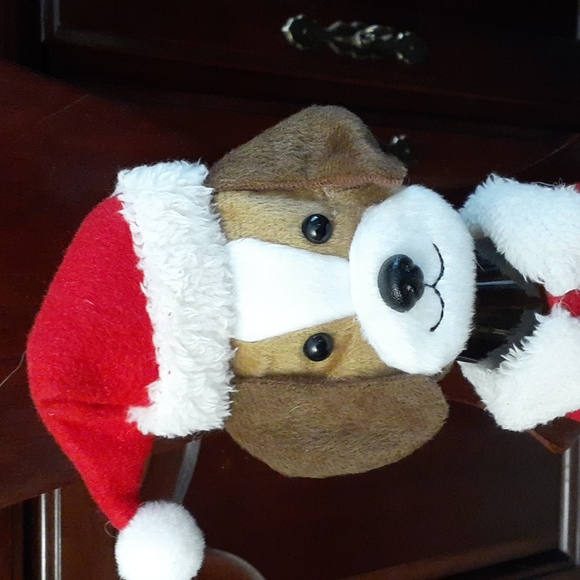 St. Nicholas Wine  Cover - Picture 2 of 3